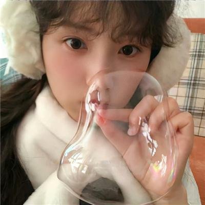 在江边